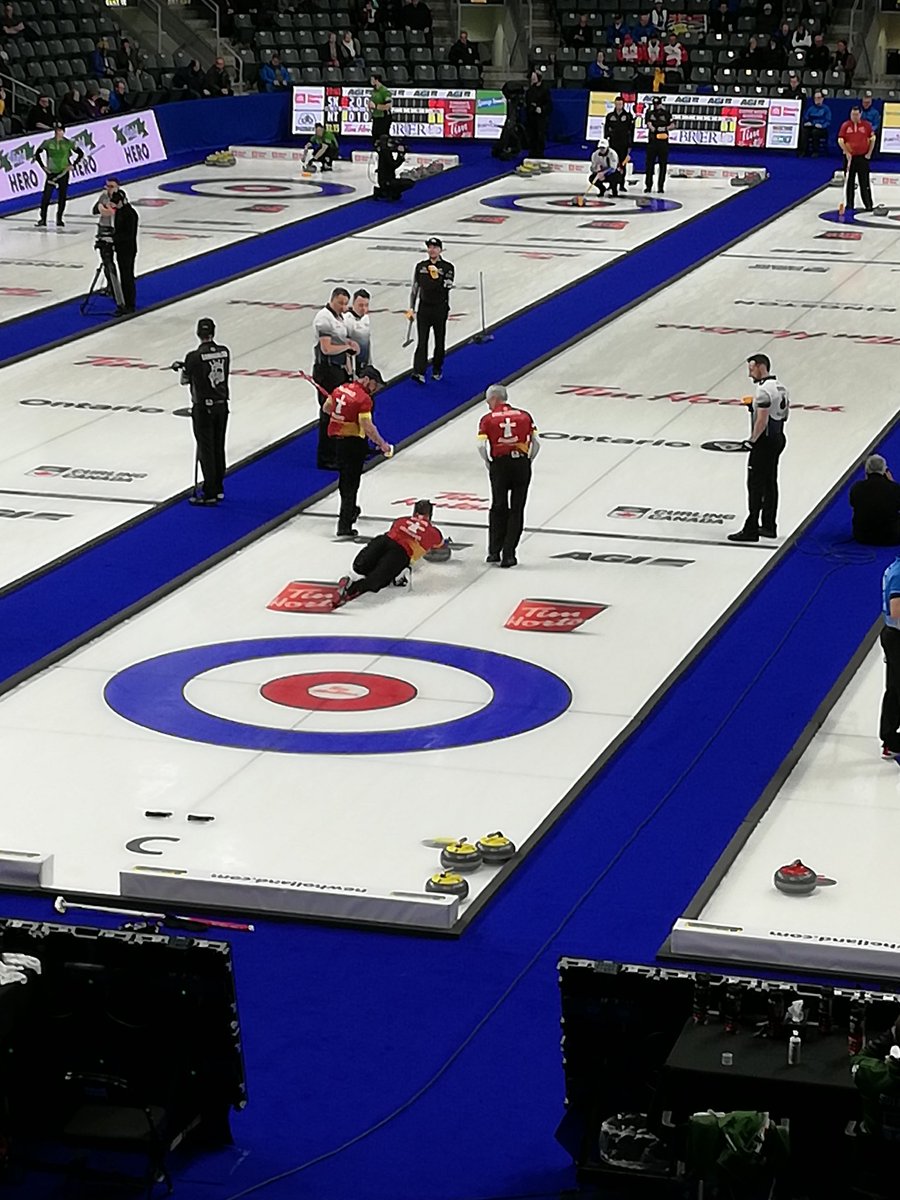 wettiglab's tweet photo. My brother Sheldon Wettig curling for Team Nunavut!  #Brier2020 https://t.co/CWAUCID4Wn