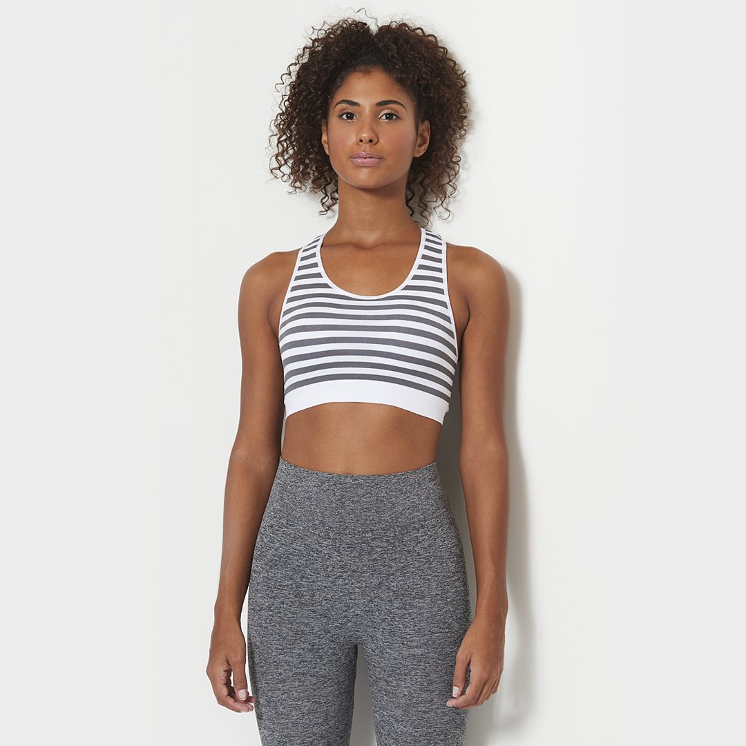 lojasleader's tweet photo. Conforto para os seus exercícios: top sem costura com bojo. (P ao GG) R$ 39,99 cada. #AGenteSeCompleta #LojasLeader #LookLeader https://t.co/FZcBD0de75