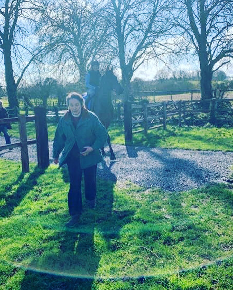 SamJukes6's tweet photo. @lucybiddlecombe &amp; I schooling session today with Henrietta Knight @KnightHen @JerrymcGrath👍🏾MARCLE RIDGE jump prep for the Festival @CheltenhamRaces on Fri 13 
MarcleRidge = sibling to Supreme Novices Hurdle fave SHISHKIN trained by Nicky Henderson @sevenbarrows https://t.co/Y4QGMcGTuQ