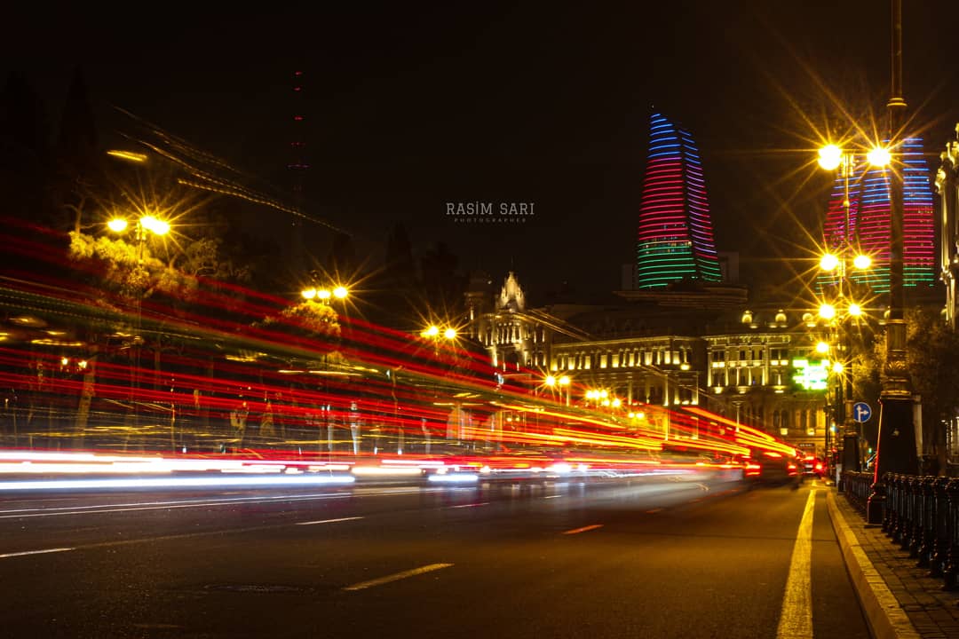 rasim_sari01's tweet photo. Bakı...
.
.
.
#photo #photographer #photography #natural  #newpost #post #moda #modell #italy #italiano #sarı #baku #azerbaijan #natgeoaz #natgeo #natgeotravel  #kasting #foto #fotoğrafçılık #fotoğraf #Eynəkliadam #instagram #aztagram #instaphoto #azfotografia https://t.co/dXvw0HhZJu
