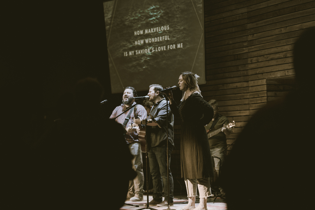 - I Stand Amazed (How Marvelous)
- He Lives
- Way Maker⁠
- Blessed Assurance
- Singing in the Victory
- As It Is In Heaven