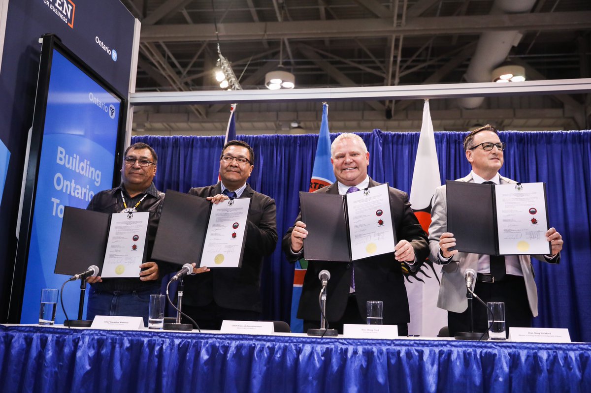 I am proud to announce today at <a href="/the_PDAC/">The Official PDAC</a> @gregrickford and I signed an agreement to move forward with the Northern Road Link. Together, alongside First Nations partners, we are creating a path to unlock unprecedented growth, jobs and economic prosperity in the North.