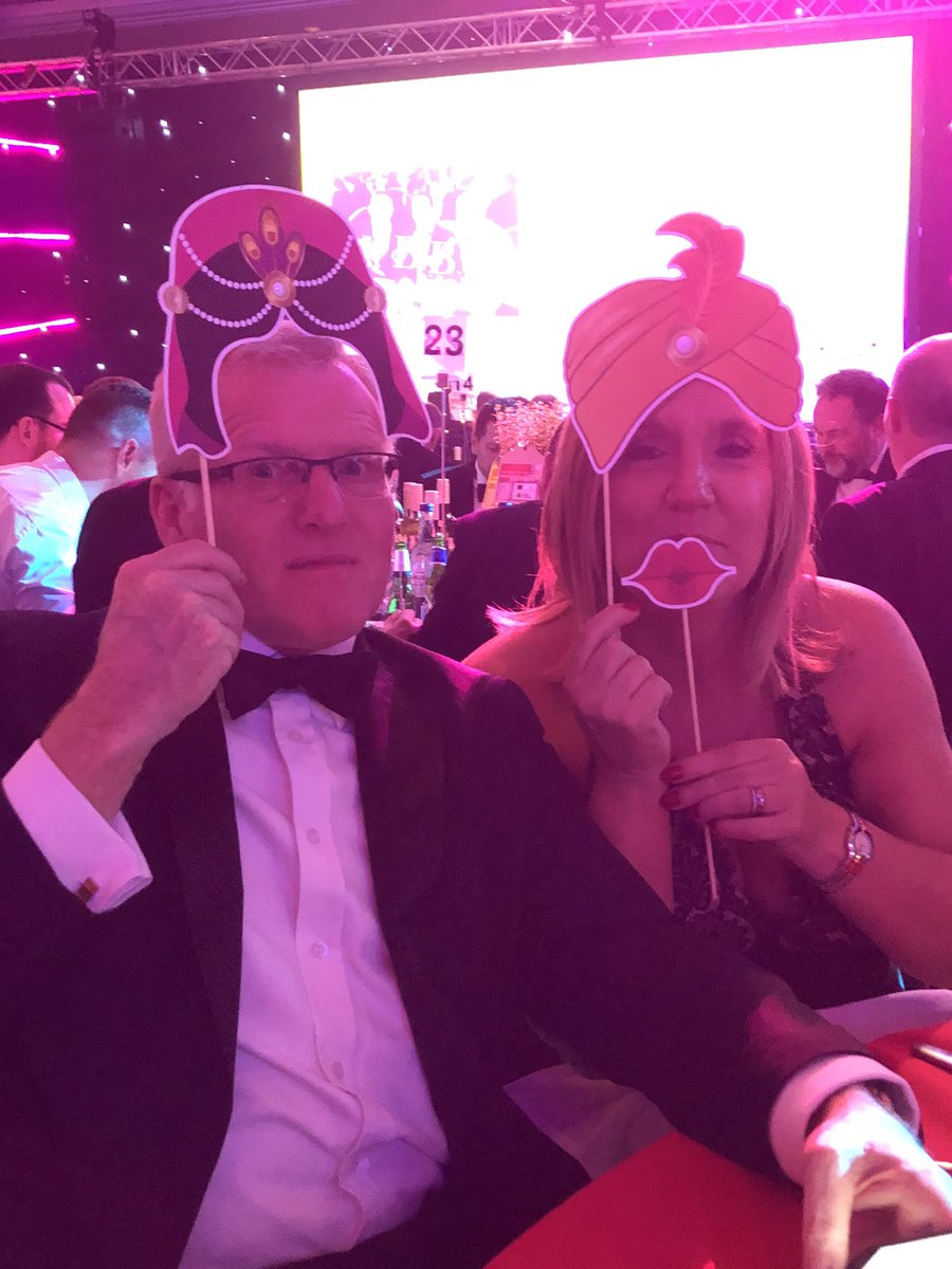 What a super couple! #kbbawards2020 #barwickbathrooms #laufen