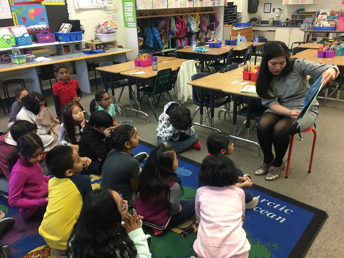 kdpaxson's tweet photo. Great start to Read Across America Week with Mrs. Hoang, as our parent mystery reader. @FCPSMcNairES #ReadAcrossAmerica https://t.co/fCmqMH9Bp3