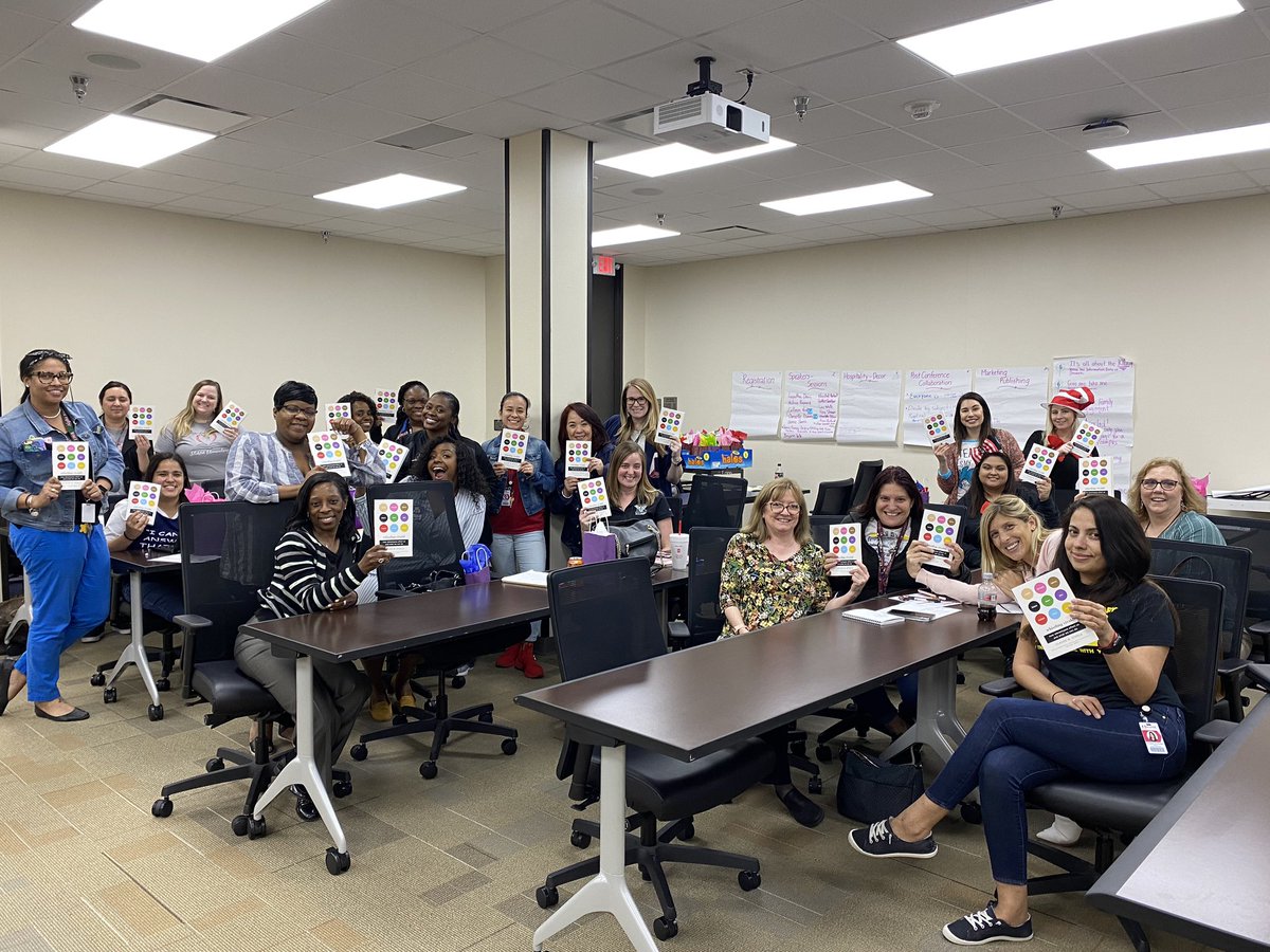 lmamerson's tweet photo. Great day of collaboration! The Team 1 Professional Learning Conference is going to be an amazing event! Many thanks to our planning committee. A book for continued growth and learning to show my appreciation for their hard work! @KatyRoede #LeadersLearningTogether https://t.co/2zxkC0DWL8