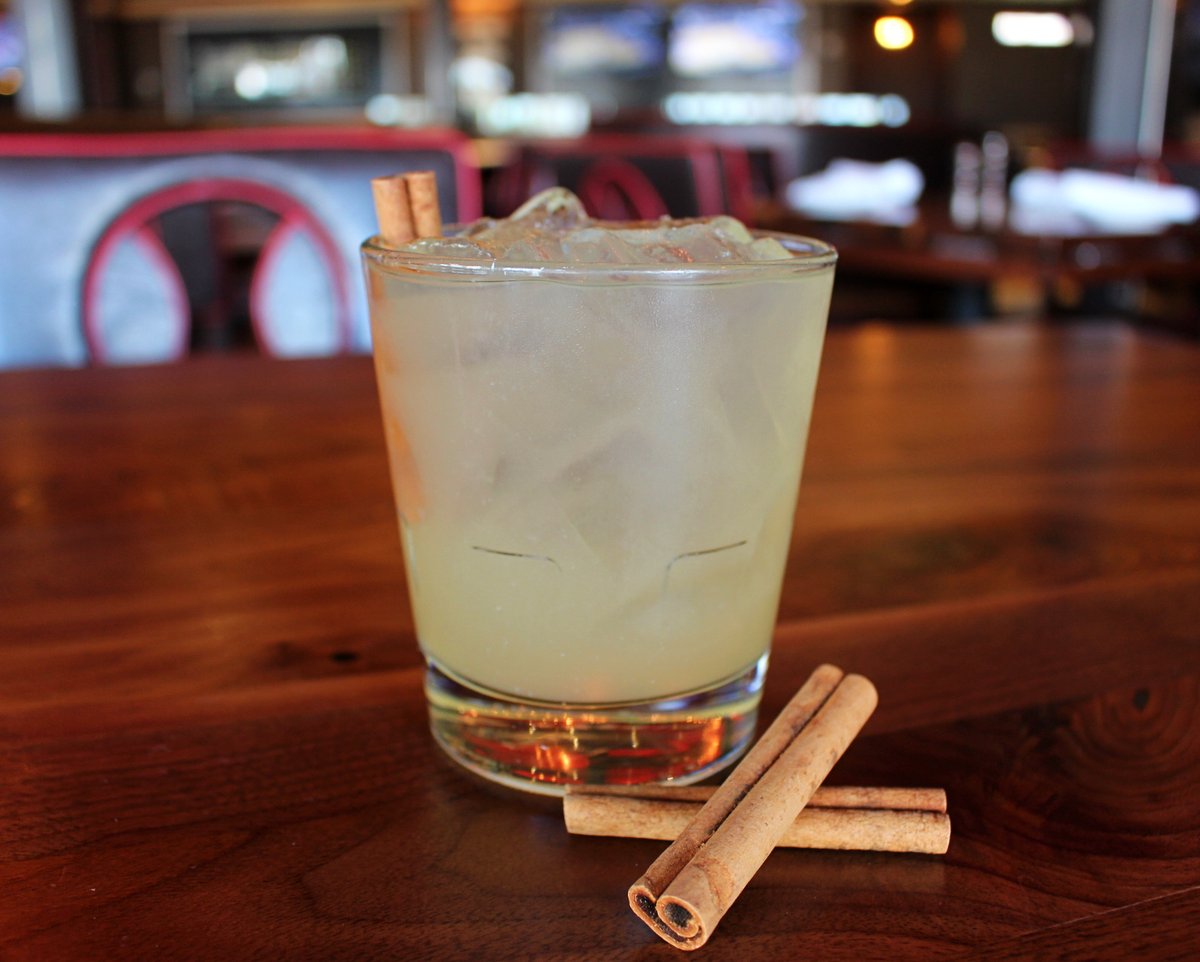 Celebrate #NationalMoscowMuleDay with our Major League Mule! This refreshing specialty cocktail is made with Absolut Juice Vodka, apple, Crown Royal Vanilla Whisky, apple, lemon and Fever Tree Ginger Beer.