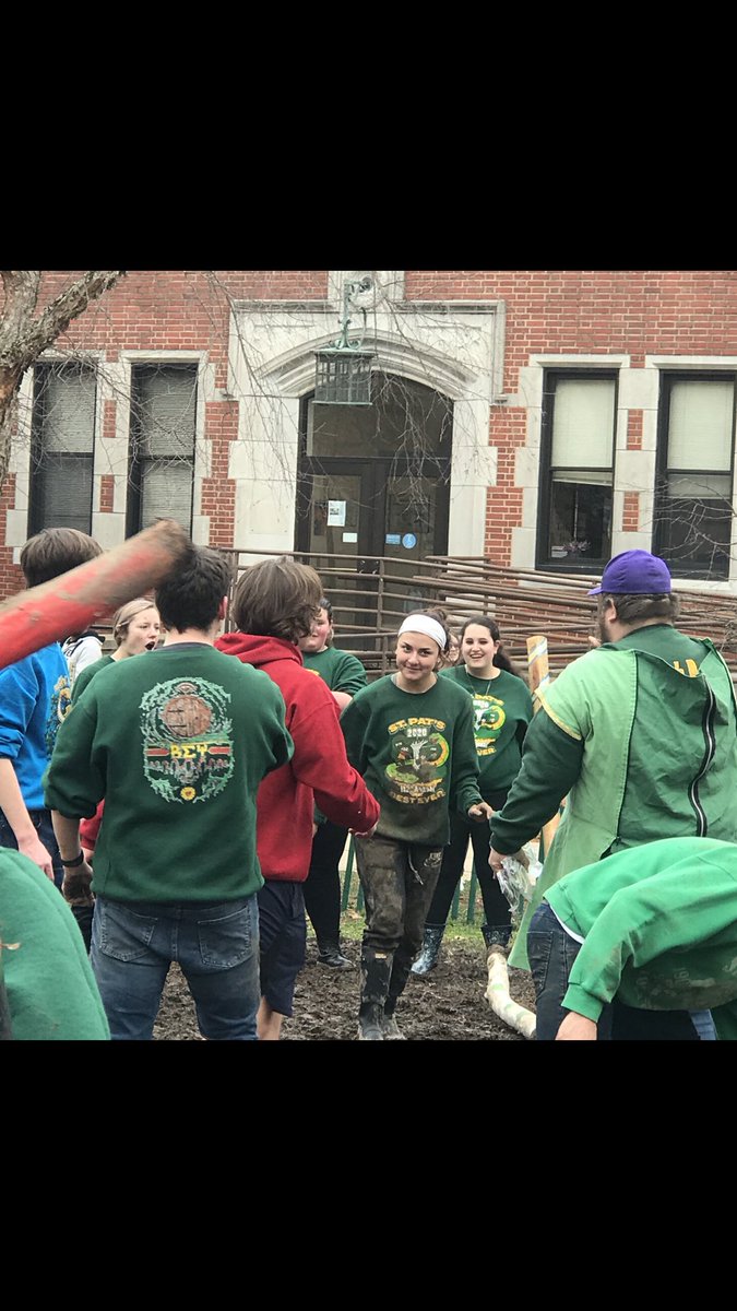 MissouriSandT's tweet image. In the spirit of St. Pat driving the snakes out of Ireland, our students drove the snakes out of the pit with their shillelaghs! 10 DAZE until the best ever! ☘️🐍☘️ @StPatsBoard #BestEver