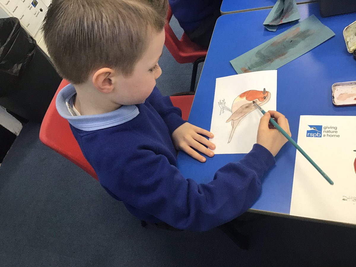 GrangeYear2's tweet image. How do you like our artists in Sycamore Class? Putting out art skills to good use as they help us to learn more about creatures that share our school grounds #RSPB_Learning