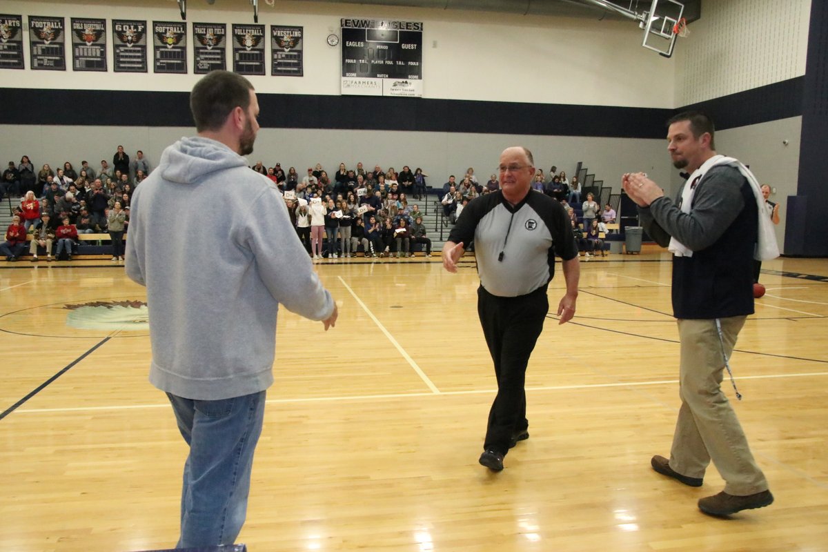 Mark Mackedanz of Paynesville, an #mshsl basketball official for 29 years, worked his final game Friday. With a few seconds remaining in the boys game between Eden Valley-Watkins and Howard Lake-Waverly-Winsted, EVW coach Adam Langer called a timeout so Mark could be recognized.