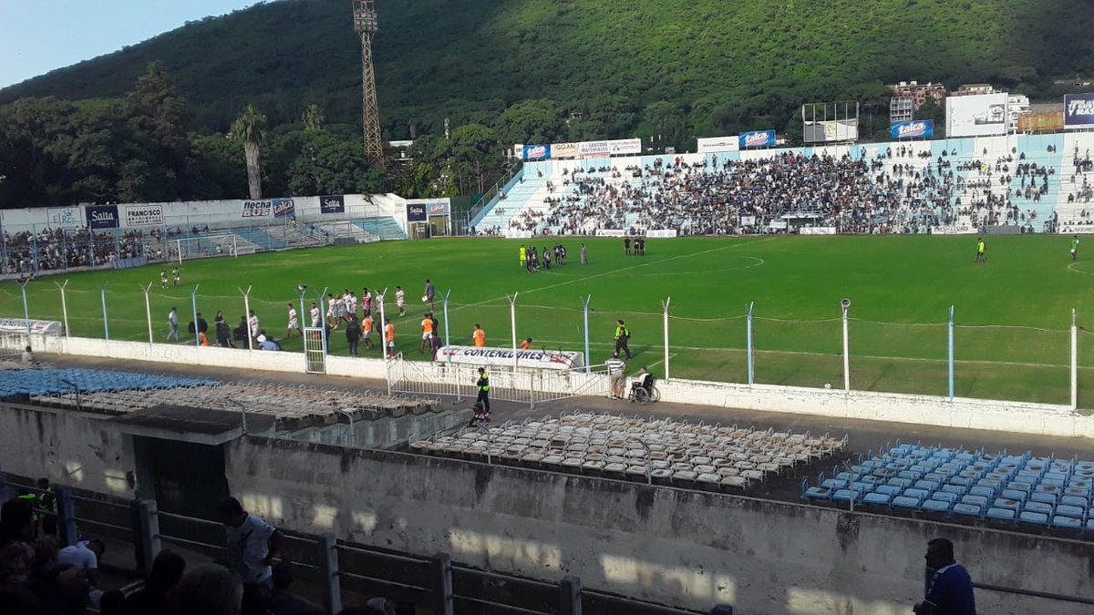 argenascenso's tweet photo. #RegionalAmateur | AGÓNICO EMPATE:

Todo lo que dejó la igualdad entre #JuventudAntoniana y #DeportivoLaMerced, por @facundoxg:

https://t.co/z1YfXnaRkW https://t.co/42pLqN3k6D