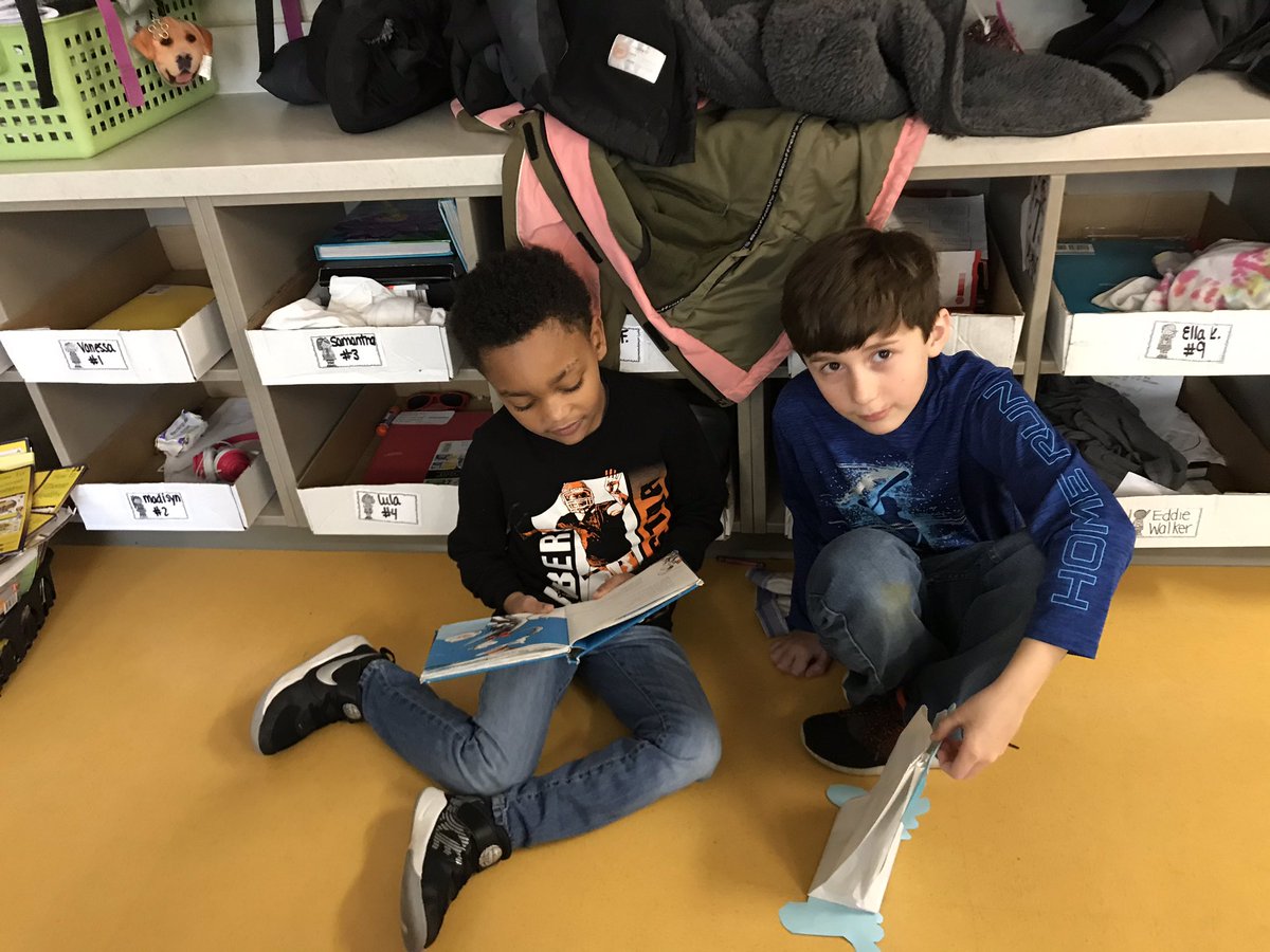 boyd_enon's tweet photo. Part two of Horton!!! Love our parent volunteers! #@Enon_Elementary #oneccps Reading with America, Horton, and green eggs and ham! What more could we have asked for? https://t.co/VUbLzEuovu