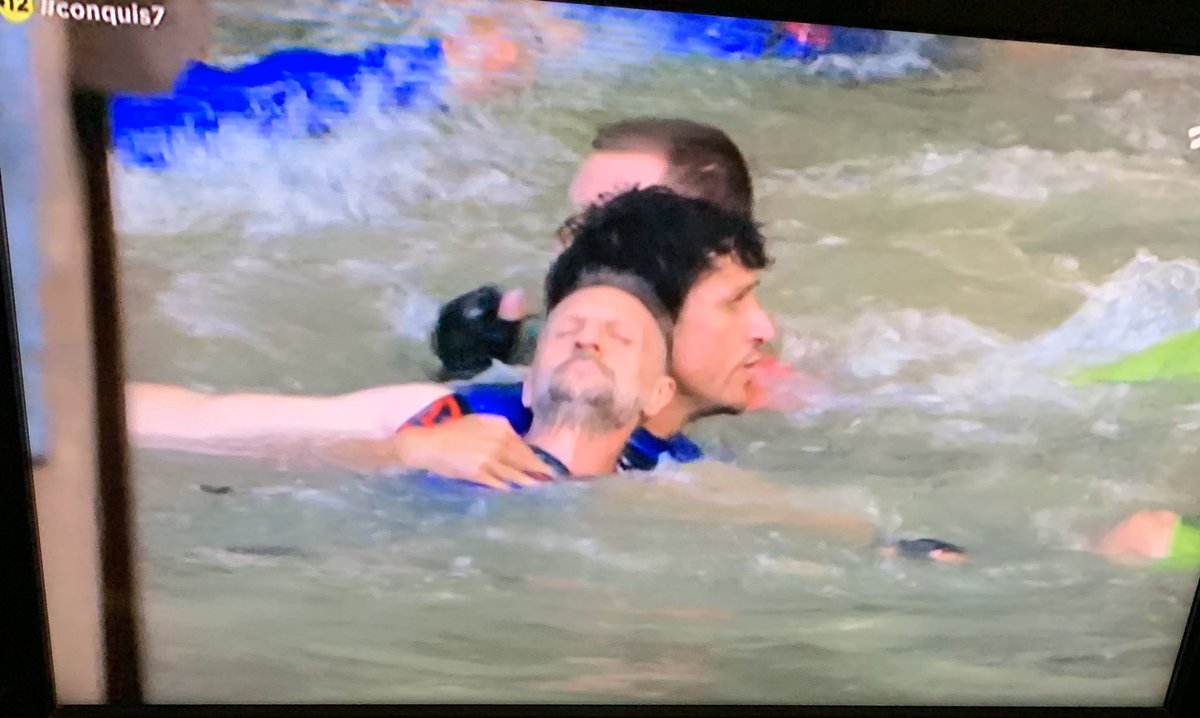 81Mirei's tweet photo. Lo de #eneko es de admirar. Que gran capitan!! 💪💪💪 #conquis7 @EnekoVhb https://t.co/hgIvl5aWWD