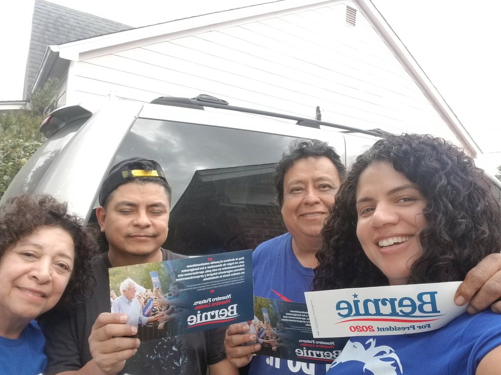 LaLey_01's tweet photo. Connie and I are out here in Houston, TX ensuring that Spanish speaking voters get out to vote for @BernieSanders tomorrow! 

This is how we win!! 

#Bernie2020 #NotMeUs #BernieJourney #UnidosConBernie #TXForBernie #TexasPrimary #BernieBruhs #LatinosVote #TioBernie https://t.co/UbbWaG5gBM