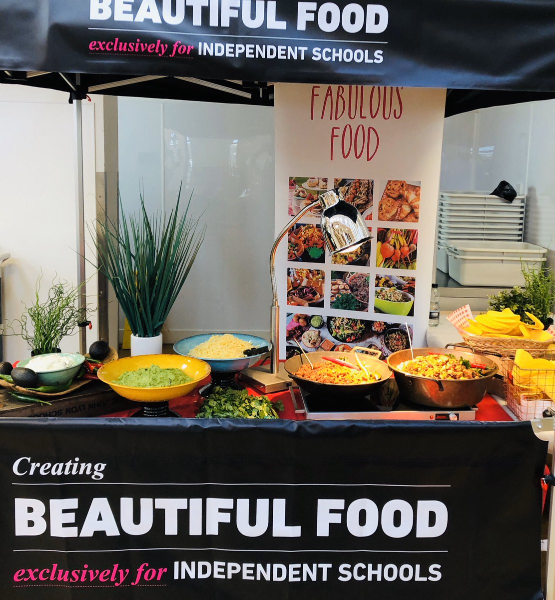 SujithPeduru's tweet photo. @HoweHolroyd @jcroumignac @HolroydHowe @Milen42931651 Thanks for having me Team John Lyon 😁Everyone really enjoyed the Tacos and the main offer was very tasty too 👍 @melrahaman @DamianBlake4 https://t.co/lJotWDkp7m