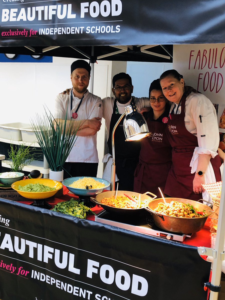 SujithPeduru's tweet photo. @HoweHolroyd @jcroumignac @HolroydHowe @Milen42931651 Thanks for having me Team John Lyon 😁Everyone really enjoyed the Tacos and the main offer was very tasty too 👍 @melrahaman @DamianBlake4 https://t.co/lJotWDkp7m