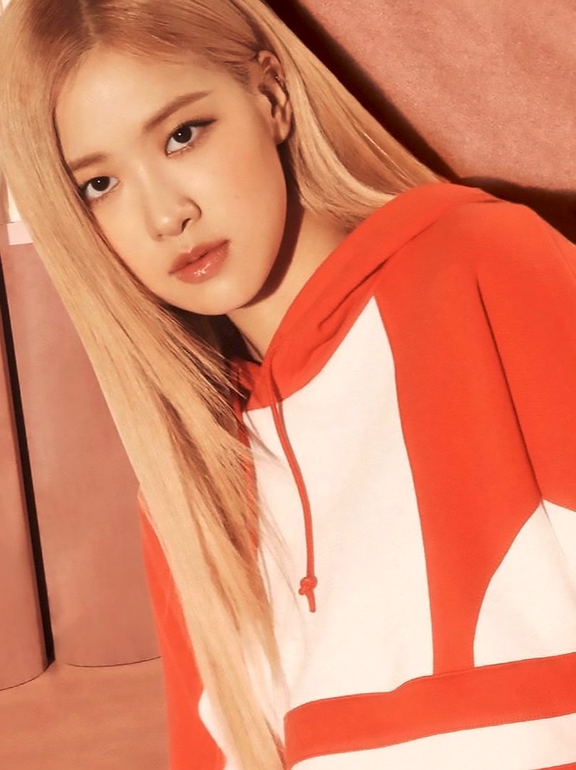 roseyarchive's tweet photo. rosé x adidas https://t.co/3k8RmsLs49