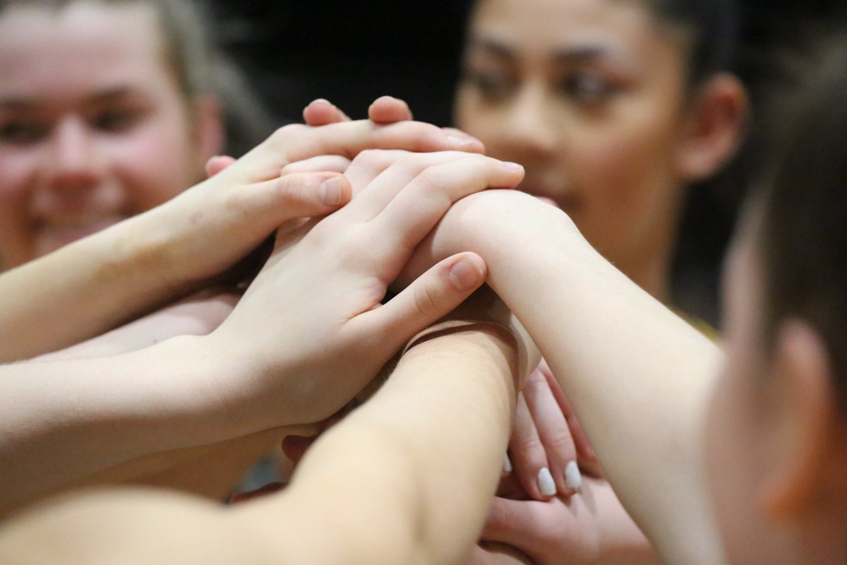 wes (@wessa43) on Twitter photo Great contest between @WaspsNetAcademy U19s and <a href="/MavericksNpl/">Mavericks NPL</a> this afternoon.. Wasps coming out winners 57-49 ๐ #teamwork ๐ค<a href="/psbrdh/">pamela</a> ๐<a href="/CliveJonespr/">Clive Jones</a> <a href="/josiehuckle/">josie huckle</a> @Coach_SPoole <a href="/L80LOU/">Louise Middleton</a> <a href="/ashgreenx/">รกsh ๐ฐ</a> Great contest between @WaspsNetAcademy U19s and <a href="/MavericksNpl/">Mavericks NPL</a> this afternoon.. Wasps coming out winners 57-49 ๐ #teamwork ๐ค<a href="/psbrdh/">pamela</a> ๐<a href="/CliveJonespr/">Clive Jones</a> <a href="/josiehuckle/">josie huckle</a> @Coach_SPoole <a href="/L80LOU/">Louise Middleton</a> <a href="/ashgreenx/">รกsh ๐ฐ</a>