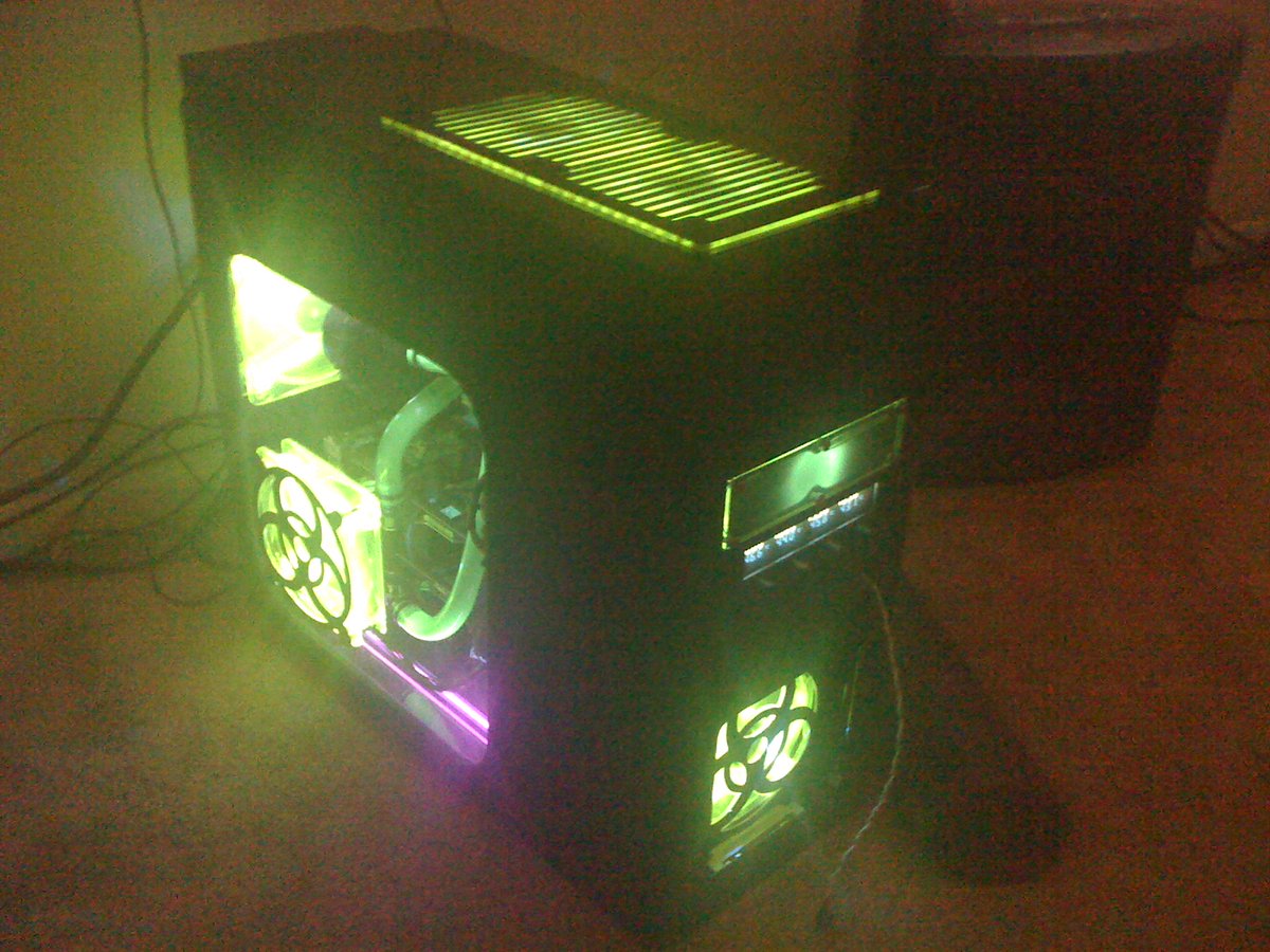 Robert Digital tweet media