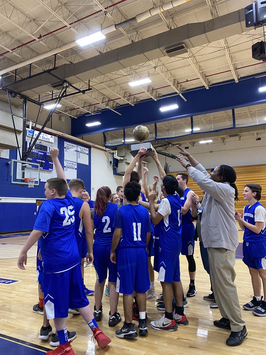 LHSBlueDevils's tweet photo. Blue Devils Unified Basketball celebrating with the Battle of the Bridge Trophy ... congratulations Devils! https://t.co/NOYxjafrJl