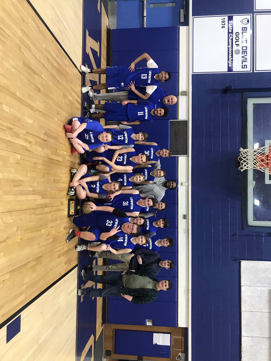 LHSBlueDevils's tweet photo. Blue Devils Unified Basketball celebrating with the Battle of the Bridge Trophy ... congratulations Devils! https://t.co/NOYxjafrJl