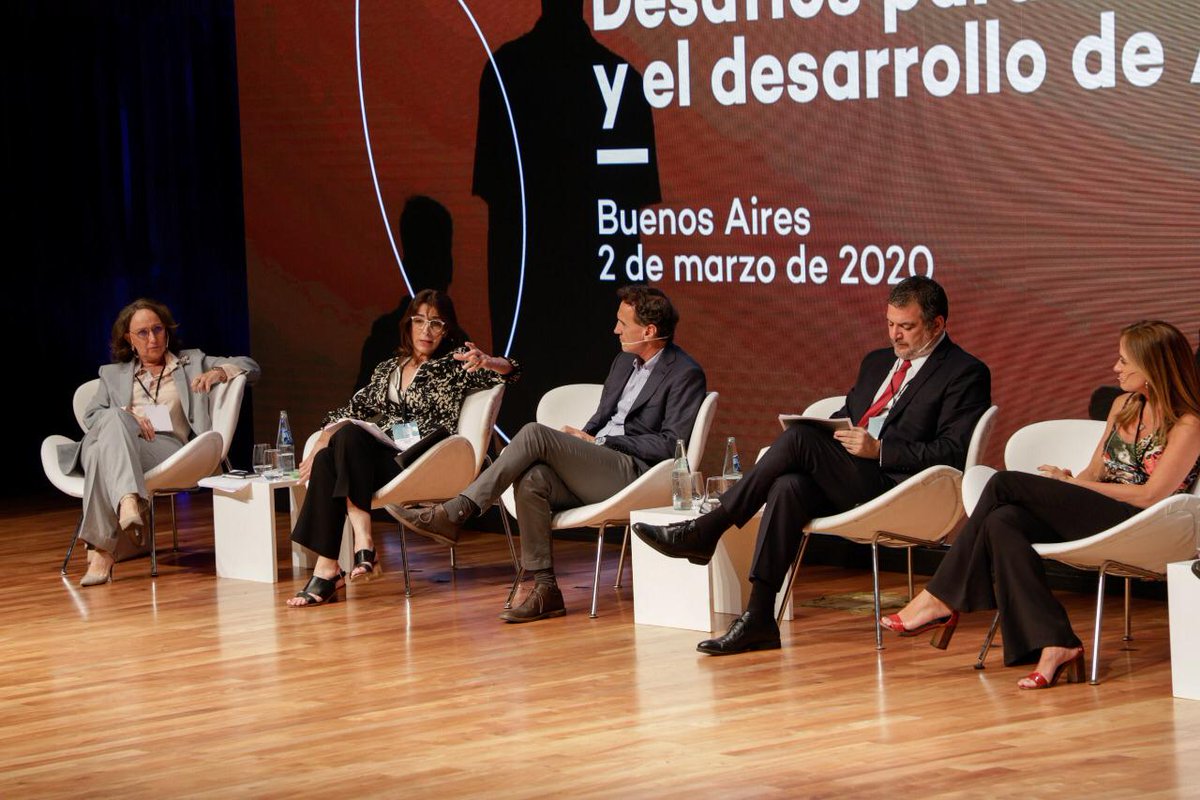 crpabloherrera's tweet photo. Hoy participe del seminario “Desafíos para el crecimiento y el desarrollo de América Latina” organizado por @AgendaCAF. Y @chrisasinelli 
#DesarrolloArgentina por invitación de @MauricioGiraudo @sabrina_scala https://t.co/tATzFVmfgS https://t.co/cHxRtcSSOE