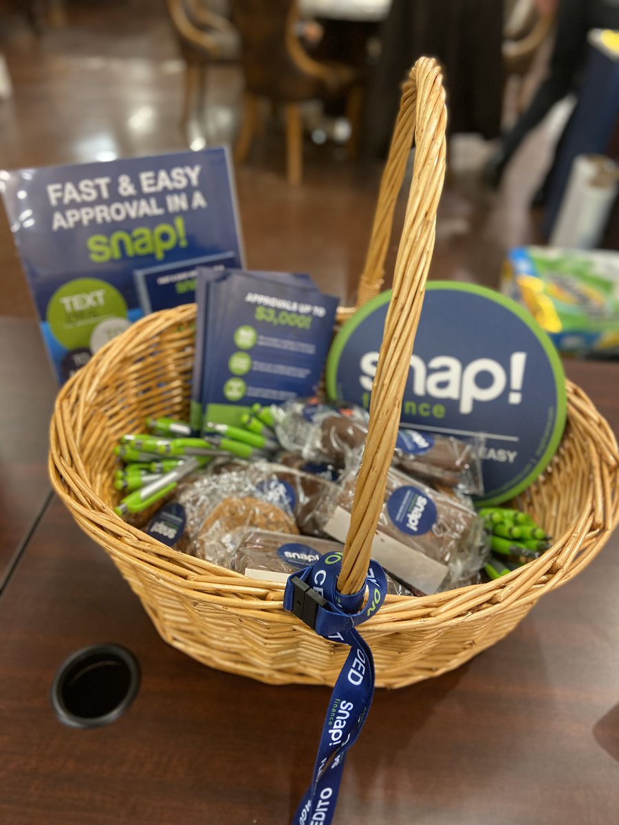 ASnapfinance's tweet photo. Yum - Snap Snacks &amp; Snap Finance swag 😀 goodie basket for my merchants to pick and choose their favs! 

@SnapBenefit https://t.co/EiKWvDooBF