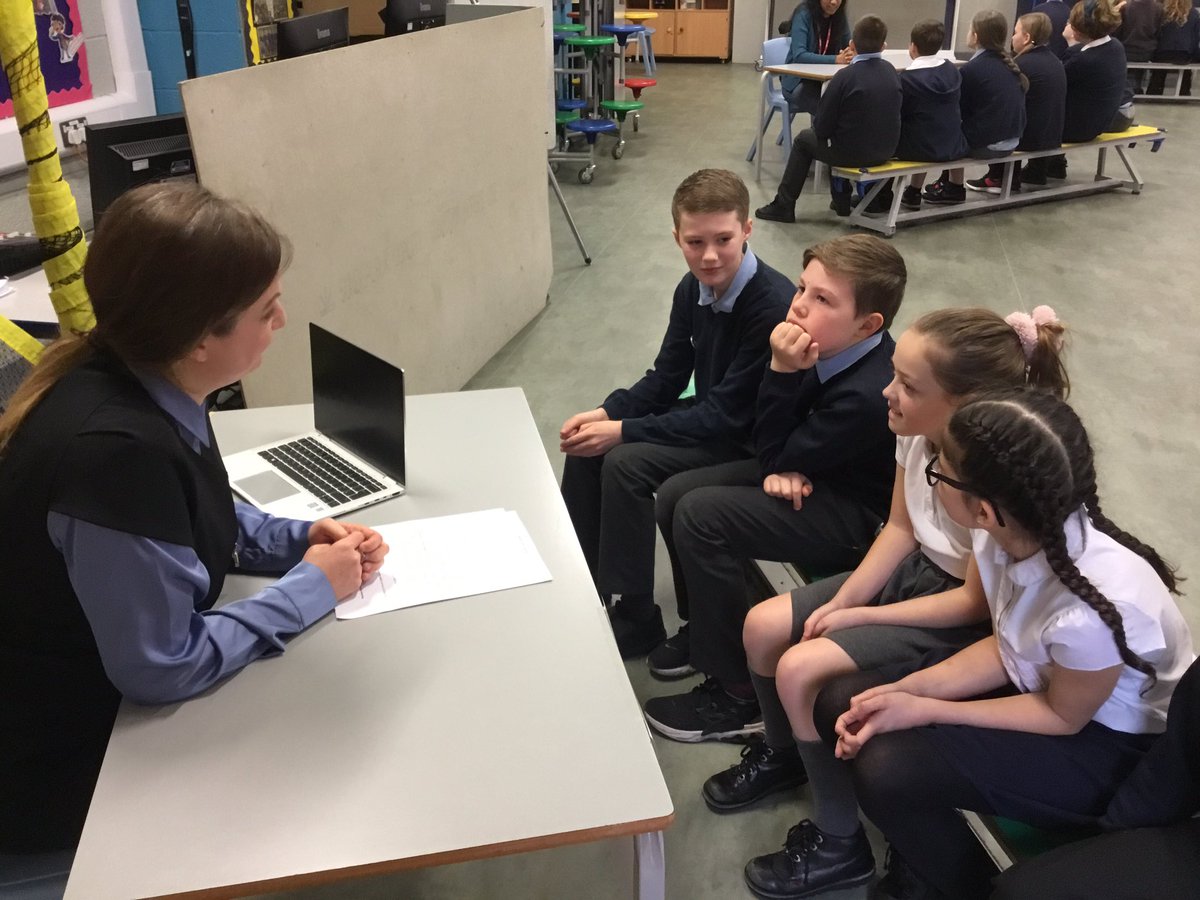 RachelMteacher's tweet photo. Pupils @RScottPrimary asked the visiting accountant about her working hours and the pros and cons of being able to work from home. @CareersWeek @PrimaryFutures https://t.co/9xcMgNd77V