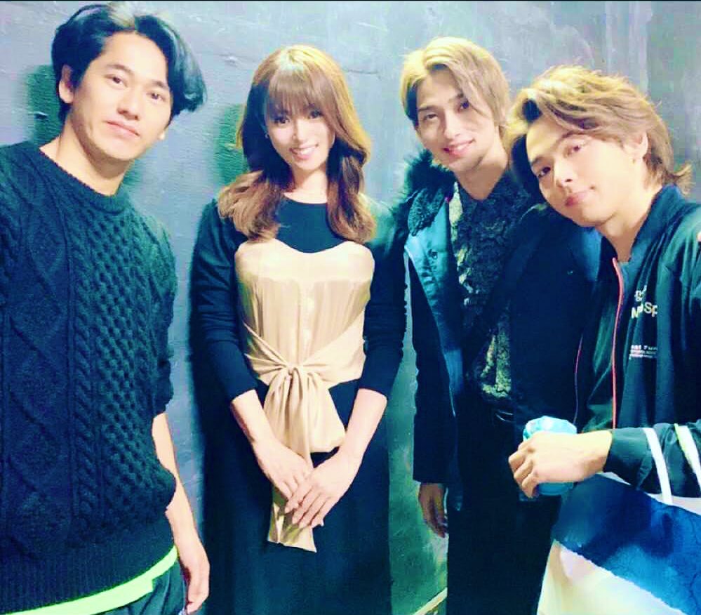 はむ on twitter 今回のお仕事は深キョンが流星くんにdiorのシャツをプレゼントした時から今に繋がったような気がします 流星くん diorは 特別なブランドです って話してるから尚更 はじこい懐かしい 皆さん人気者だけど今でもこのメンバーが集まってたら