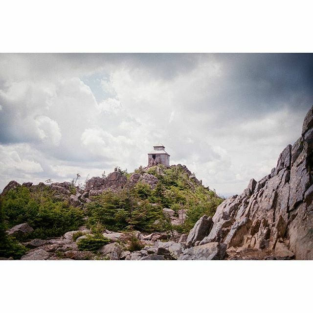BrianWalsh12's tweet photo. Mount Carleton from last summer
-
-
📸 Minolta x-700
🎞 Portra 400
-
-
-
-
-
#drivebyfilm #shootfilm #filmisalive #analog #filmisnotdead #canadianfilmphotographers #infilmwetrust #believeinfilm #restorefrombackup #grainisgood #thefilmrenaissance #boxsp… https://t.co/U0LxPC8uQi https://t.co/SElXc7ikhN
