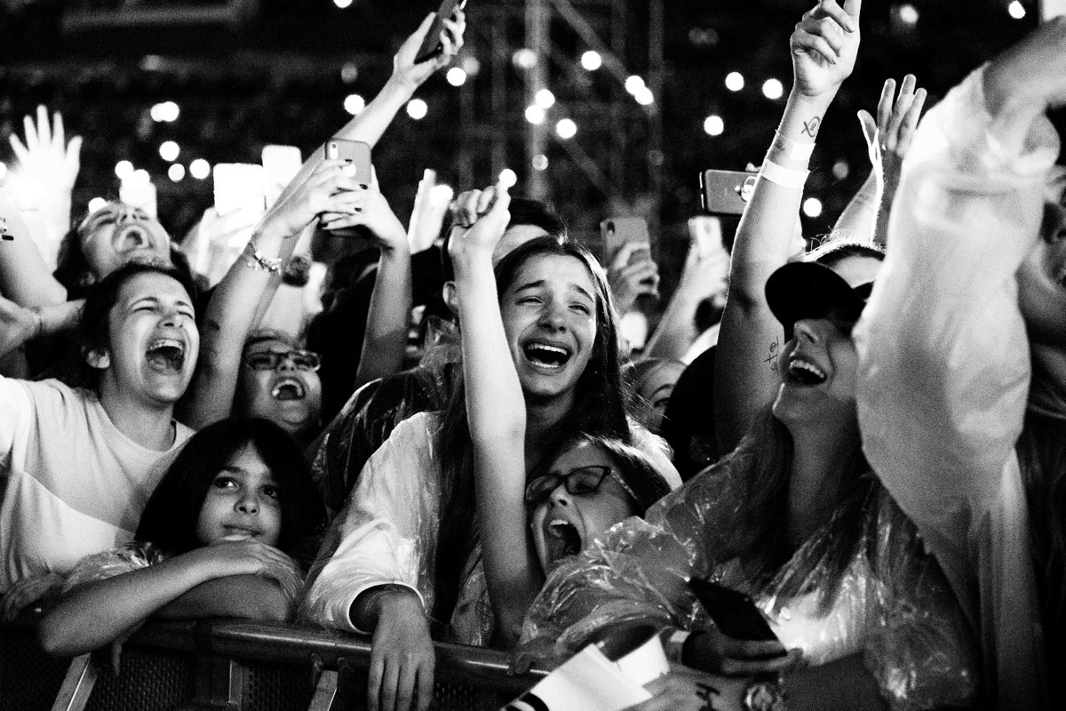 LET IT RAIN!!!! SÃO PAULO!!!!! The fucking BEST. Maybe the best show we have ever had. Thank you isn’t enough. You truly blew us away. ❤️❤️❤️ 👽👽👽