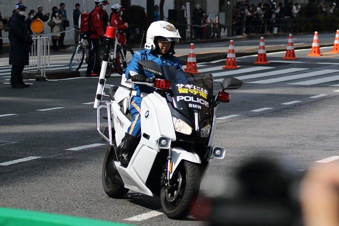 こどもバイク Kid Trax 子供 車 バイク 白バイ 警察 (並行輸入)