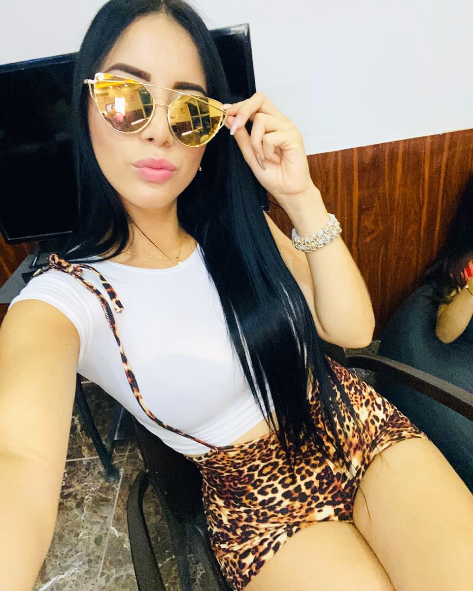 dellydefaz's tweet photo. Hola bebes https://t.co/jrok9r0L8b