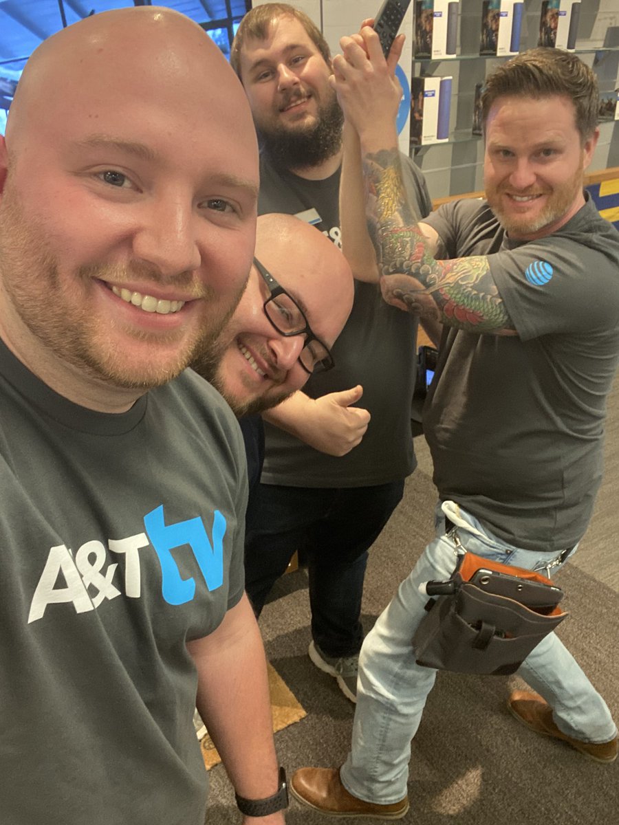 Jon_Kirwin's tweet image. #ATTTV launch day combined with #EmployeeAppreciation at Morgantown Mall! #MoneyMakerz #POWerEquation #unstOHPAble #FunATTWork #LifeAtATT