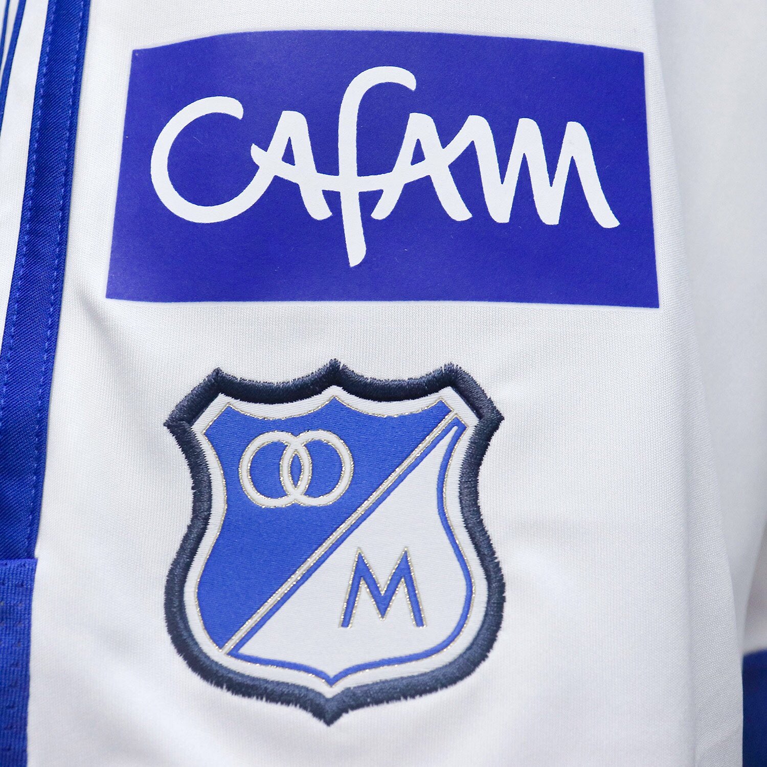Pantaloneta millonarios sale