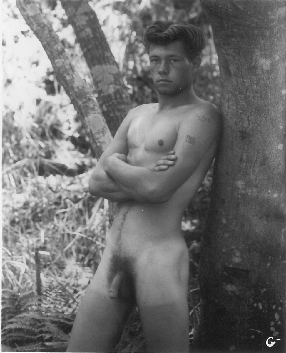 creatureblackl1's tweet photo. Phil Hornbrook (and Ron Wallace) [Photos by Pat Milo and Athletic Model Guild] Los Angeles, 1963 #philhornbrook #ronwallace #patmilo #athleticmodelguild #vintagemen #balls https://t.co/UOTdK8H8oc