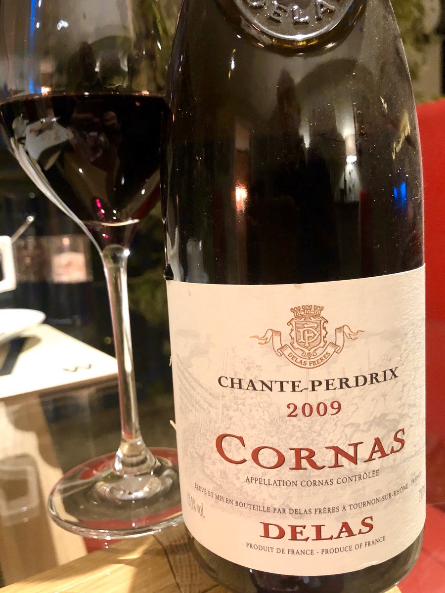 #delasFreres @RhoneWine #cornas enjoyed this Syrah today 90-92 points elegant casual blackberry and cases notes with clean lightly spiced finish @winewankers @WaudWines @wtp1962 @jeremiewines @thewinesinger @charleswaud @JMiquelWine @WineMeAway