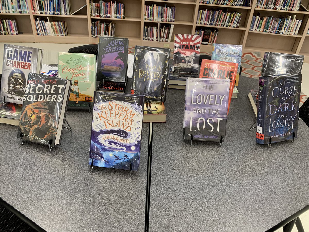 LibraryMckamy's tweet photo. 2020-2021 Lone Star Book Talk using “One-Liners” @LibraryMckamy @McKamyMS https://t.co/GeCI5h0WG3