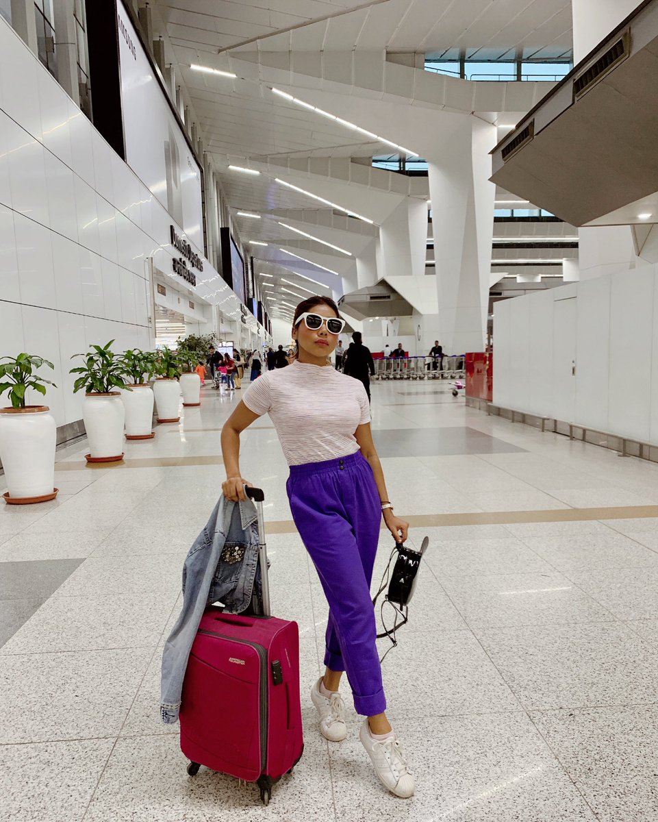 Its time to Fly ✈️ Mumbai For a Day to attend @vootselect Launch 🥰.

#MadeForStories
#VootSelect
 #AsurOnVoot
 #YourDarkSide
 #MarziOnVoot