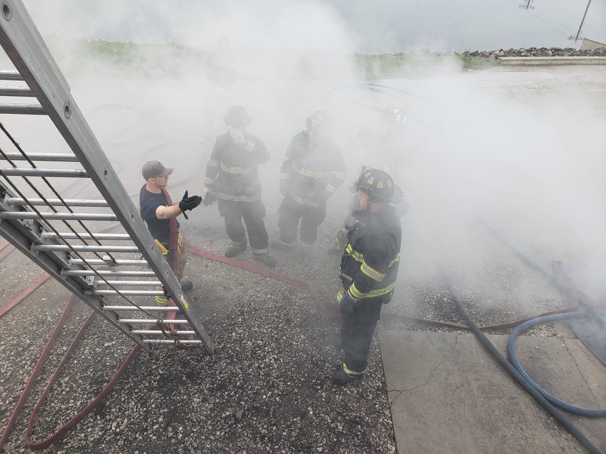 Lucky to have such like minded instructors that are really focused on making sure the students walk away from the program with some knowledge, skills and ability.  It's never about us, it's always about the students.  Thanks to @FDIC for the opportunity.   #FDIC2020  #RWFGO