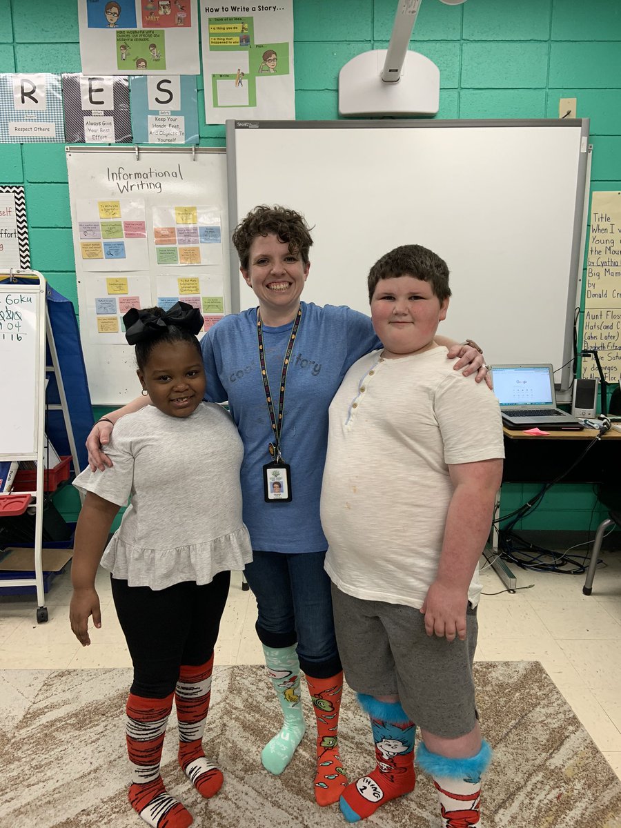 mrsfailsfam's tweet image. 🦊 in 🧦 Happy Birthday Dr. Seuss! @richlandele @RankinSchools  #rcsdg2b #ReadAcrossAmerica