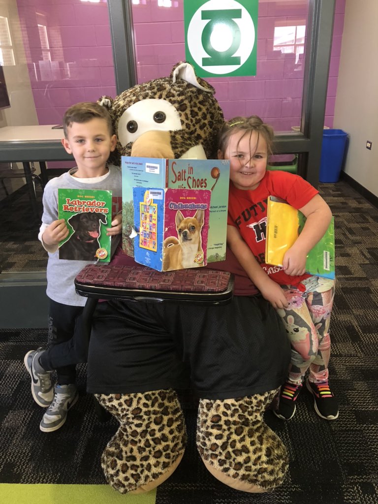DuBoseKinders's tweet photo. Everyone is reading today!  Even Leo!  #ReadAcrossAmerica @Dist158 @LeggeeLeopards @leggeelrc #LeoReads #readingrocks #shelfmarkers #wegottocheckout2bookstoday https://t.co/rmXRTKU9DC