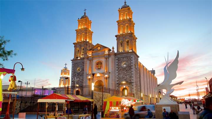 VisitBorderplex's tweet photo. Catedral Nuestra Señora de Guadalupe, ícono de nuestra frontera

#VisittheBorderplex #VisitElPaso #VisitaJuarez #VisitLasCruces https://t.co/eaOqC0NeFO