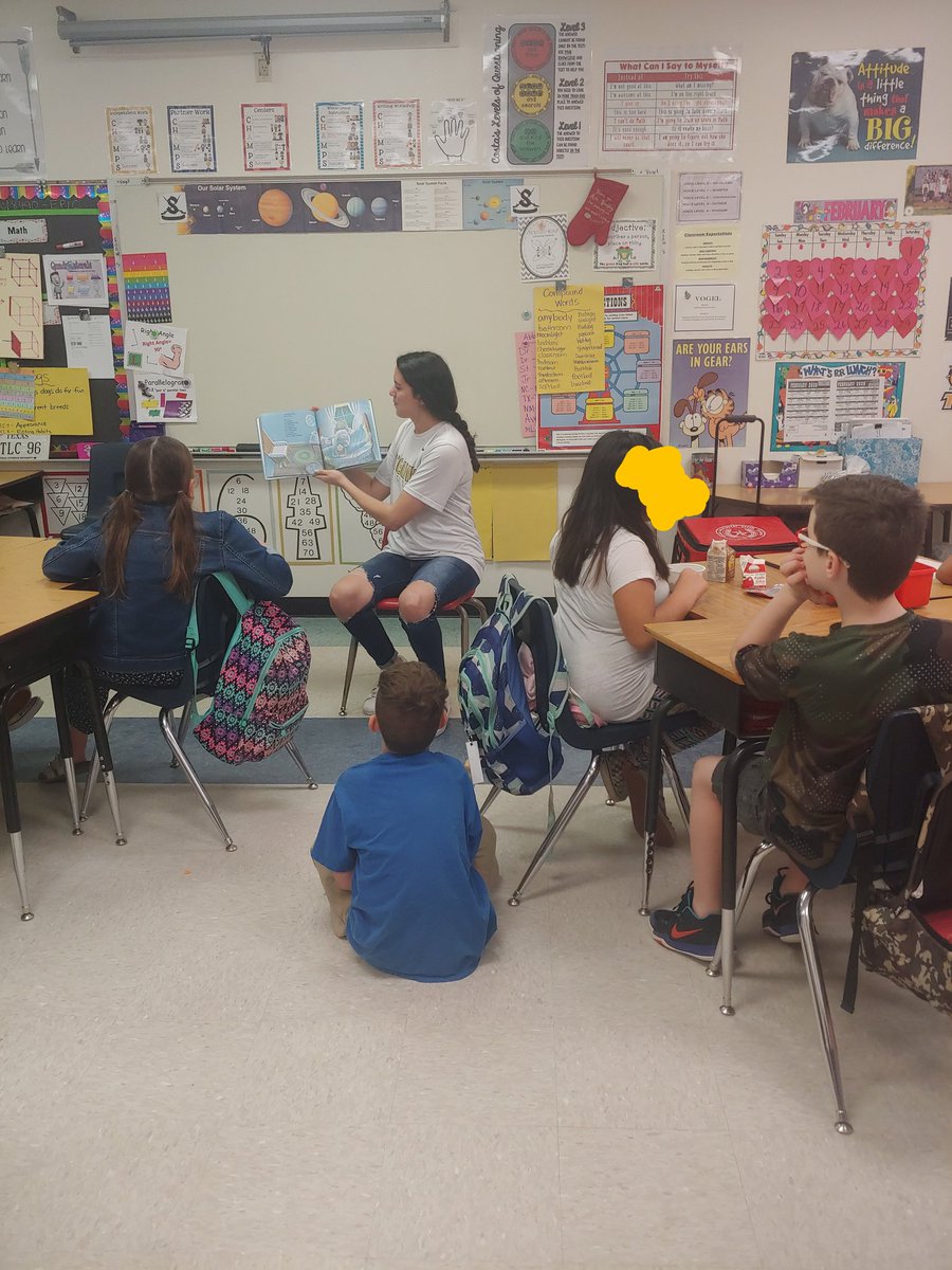 We enjoyed having our guest reader this morning from our Lady Matador volleyball team! What a great way to kick off our Read Across America week celebration! <a href="/VogelESISD/">Vogel Elementary</a> <a href="/SeguinISD/">Seguin ISD</a> #VogelProud