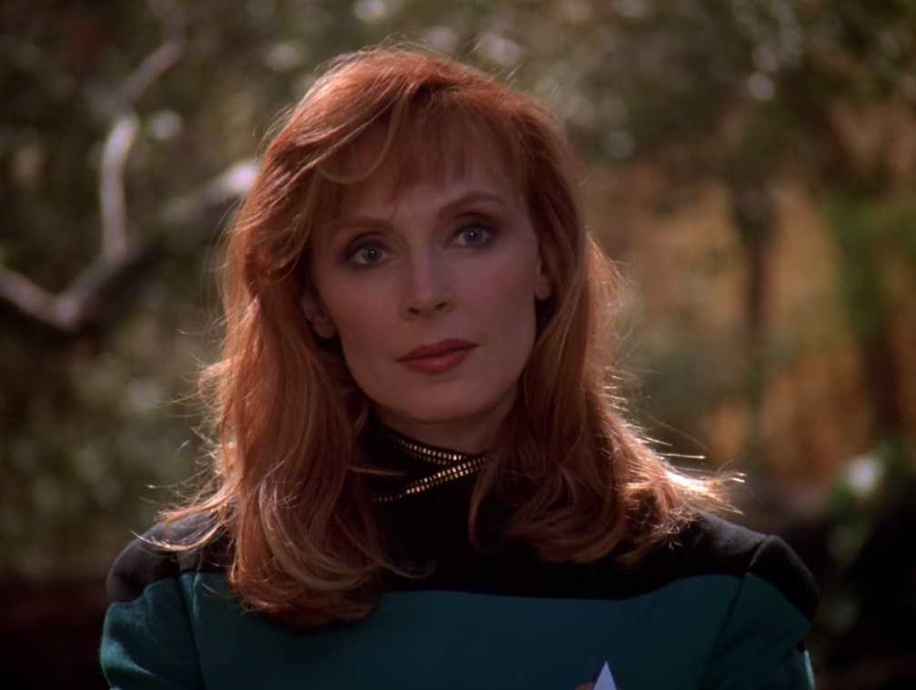 Happy 71st birthday to STAR TREK: THE NEXT GENERATION alum Gates McFadden! 