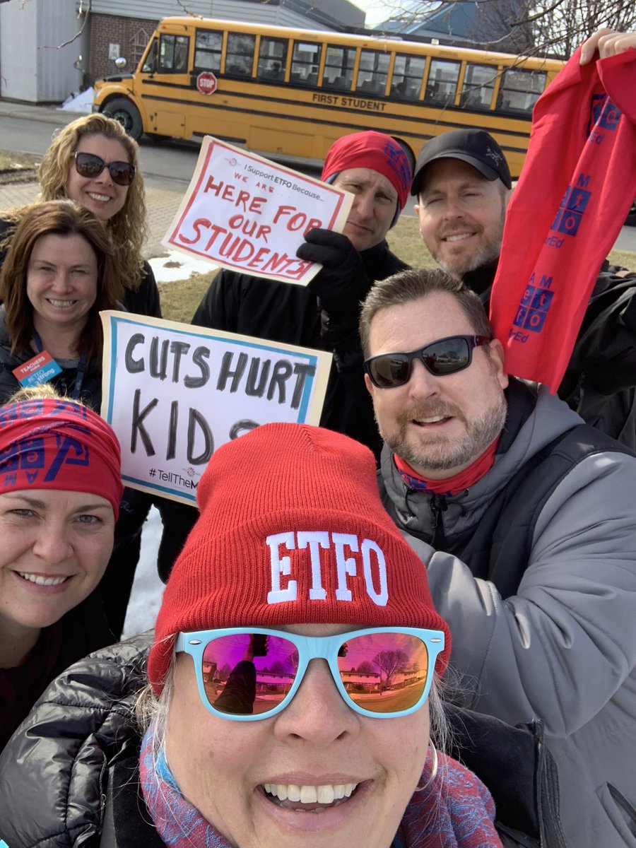 After school picketing! GDCI teachers stand strong for quality education in Ontario! @dougford #hereforstudents #ametfo