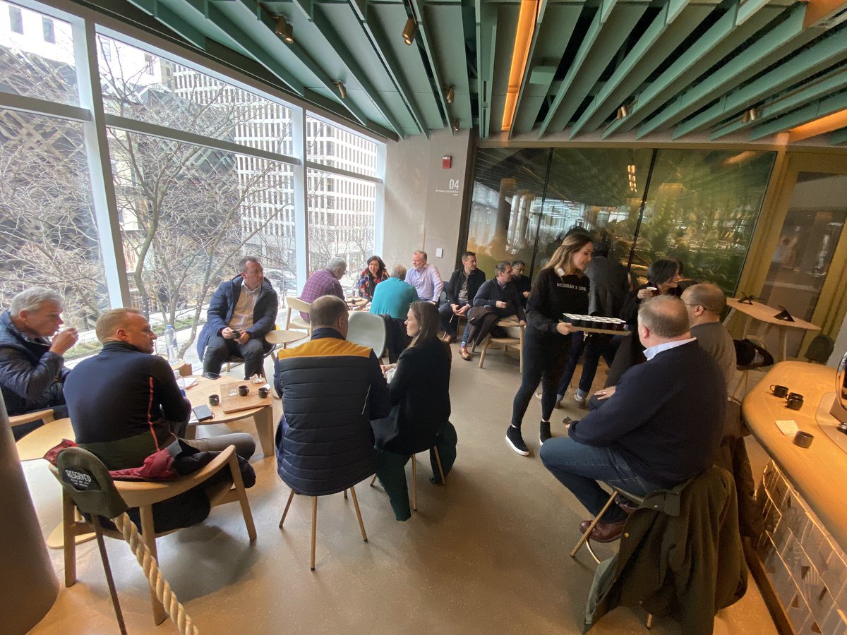 scott_annan's tweet photo. #IROF Spendid #Hospitality #Learning  🙏 @Starbucks  #ReserveRoastery #Chicago #Retailtainment 😁@paulesewell @sewellonthego @Davids_Kitchen @jempsonsstores @Sparmerrionrow @MitalMorar @HarryTuffinsCA @warnersbudgens @DeliceRetail @nigelscully @LouiseBanham @jempsonsstores https://t.co/KzJXHXUvq4