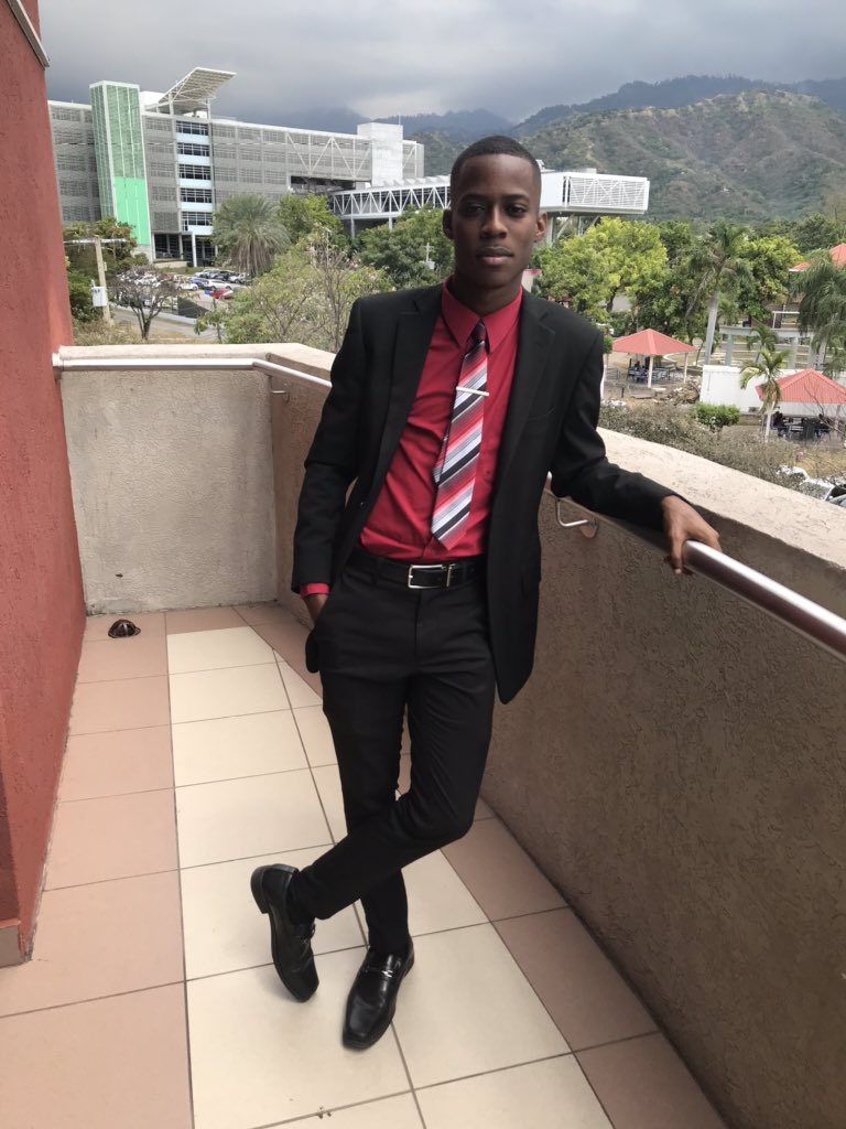 donalddaleyjr's tweet photo. βοΈ @monalawsociety #LawWeek2020 #LegalAttireDay2020 https://t.co/KWTsSBtcxv