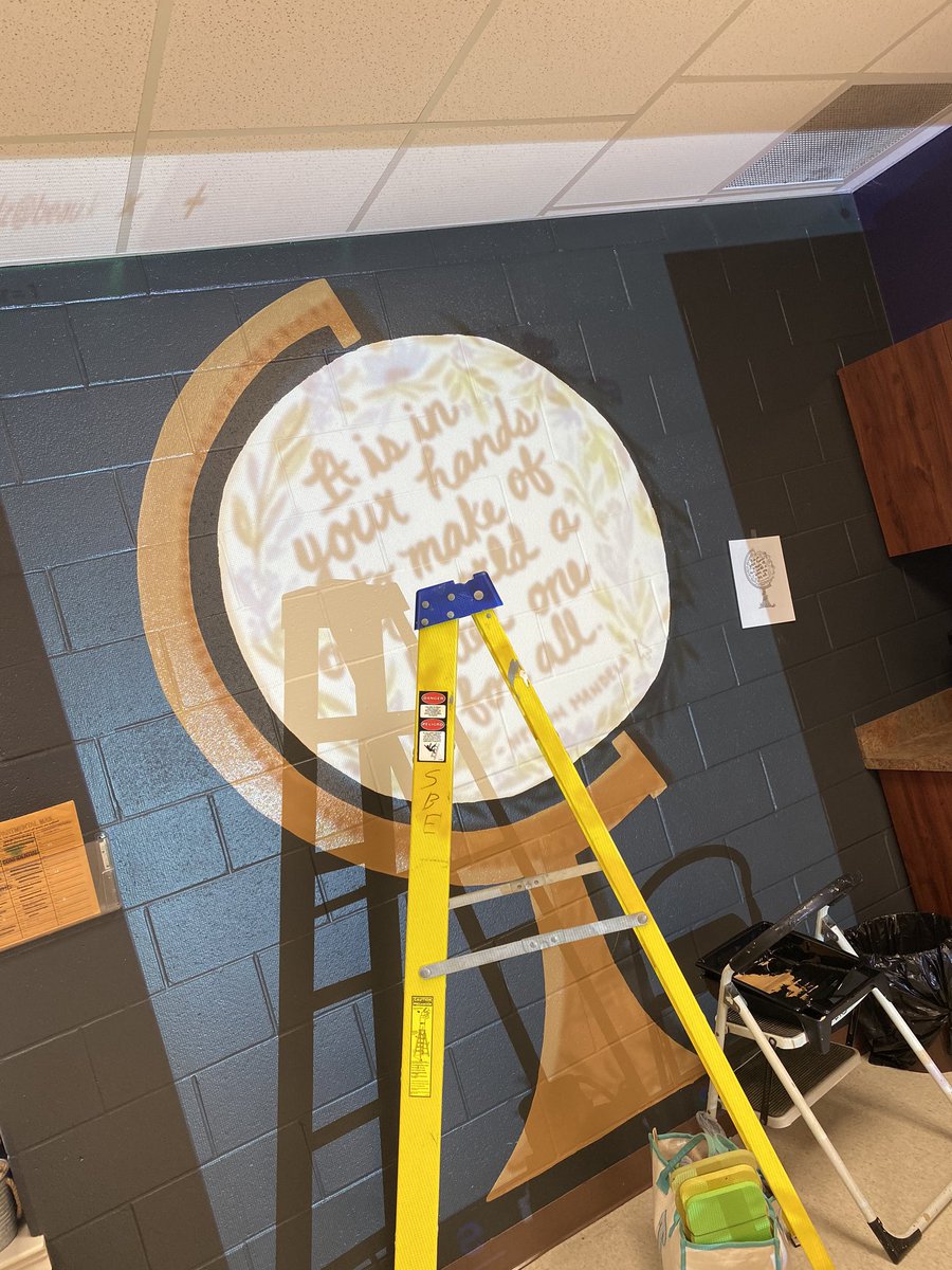 _cschulz's tweet photo. Another AWESOME addition is on its way to the SBE campus...

#SBEistheplacetobe 
#mural 
#artupthecampus https://t.co/K0heCMzBVt