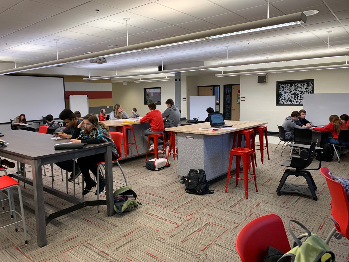 MissRothacker's tweet photo. My students and I loved getting to use the makers space for #flexibleseating on a work day. #mathed #dragonpride https://t.co/0c4Ae4qq6B