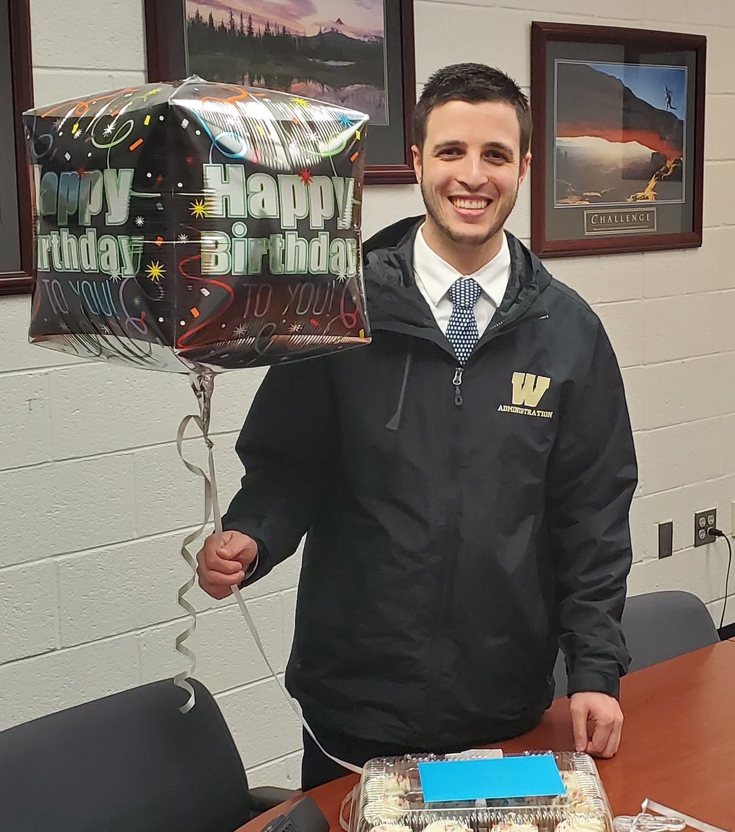 westfield_hs's tweet photo. Happy Birthday Kyle! https://t.co/fhIvtwKu9D